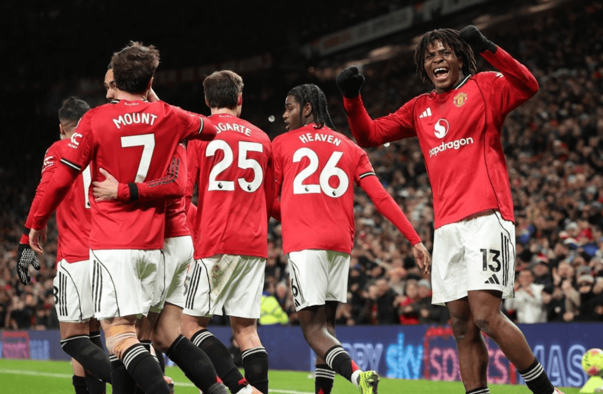 1-0险胜！曼联终结两场不胜，积分追平利物浦，升到第5名